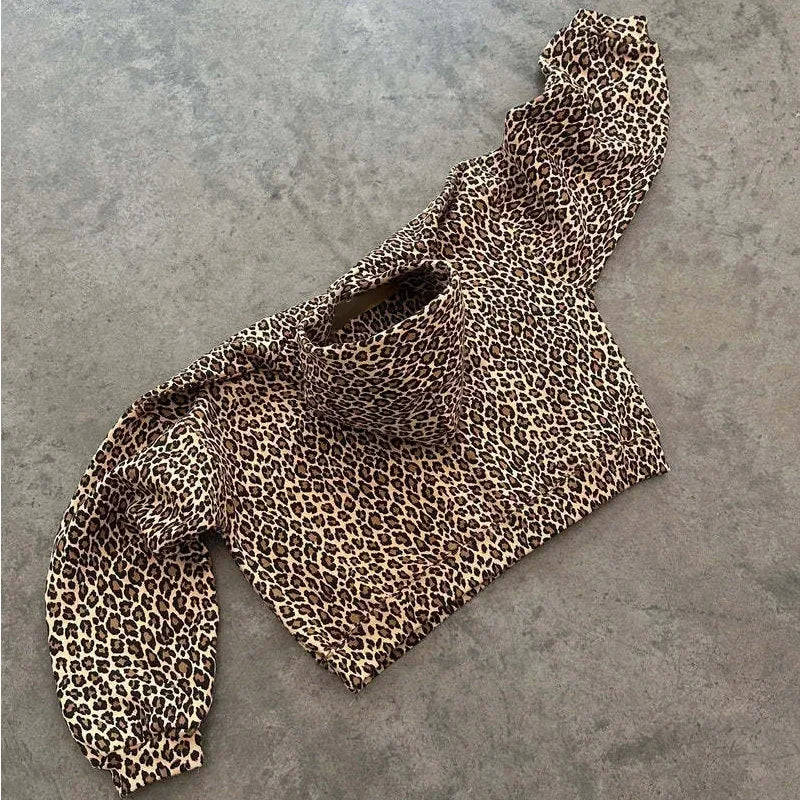 Unisex leopard hoodie - Luis Delacroix